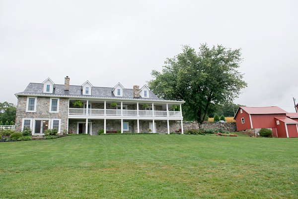 Pond View Farm || Marlayna Photography || Charm City Wed || www.charmcitywed.com