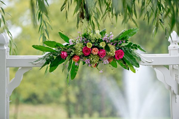 Pond View Farm Wedding || Marlayna Photography || Charm City Wed || www.charmcitywed.com