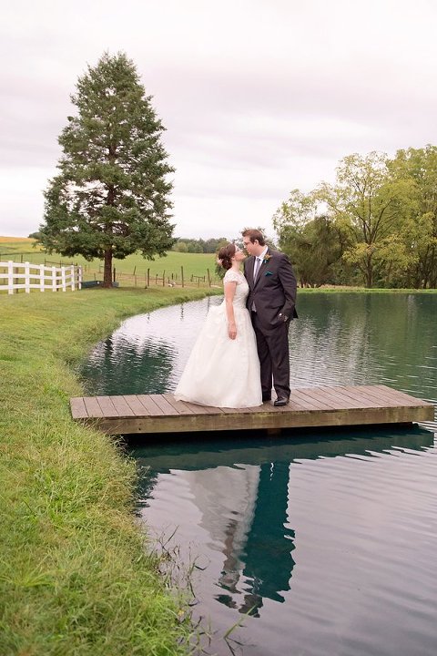 Pond View Farm Wedding || Marlayna Photography || Charm City Wed || www.charmcitywed.com