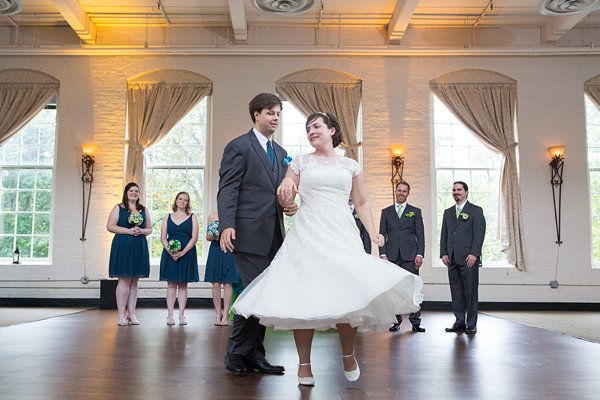 Savage Mill Wedding || Laura's Focus Photography || Charm City Wed || www.charmcitywed.com