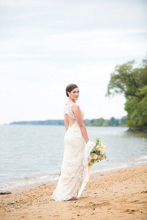 Elk Manor Winery Wedding Styled Shoot || tPoz Photography || Moore & Co Events || Charm City Wed || www.charmcitywed.com