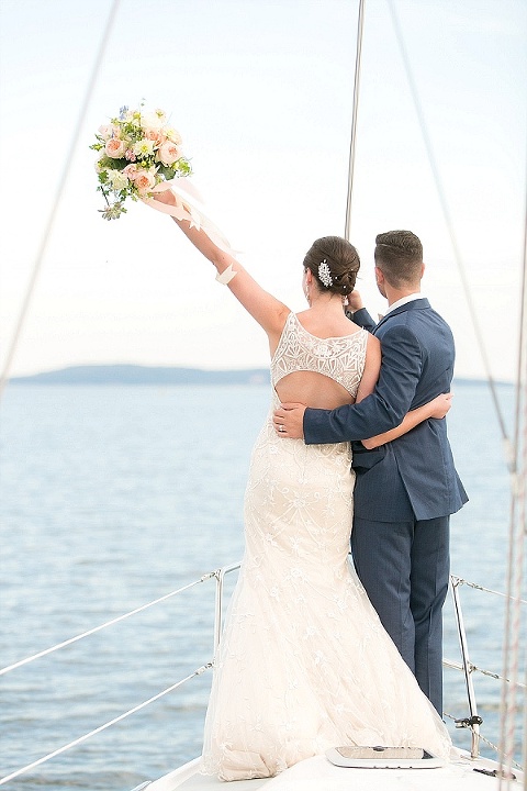 Styled Shoot on a Sailboat || tPoz Photography || Charm City Wed || www.charmcitywed.com