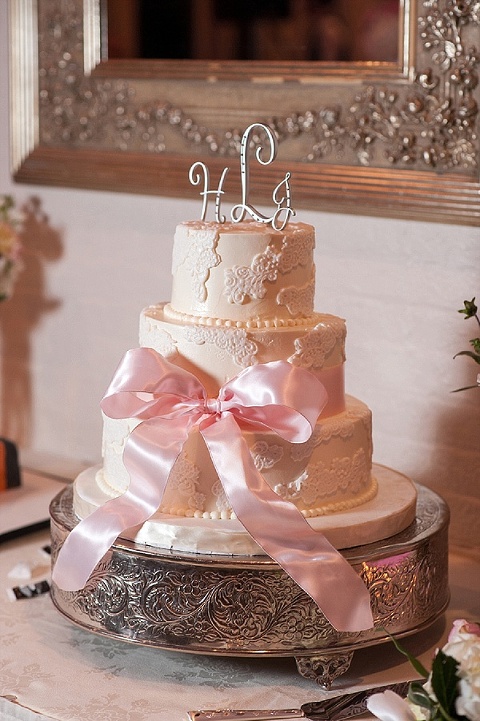 Ceresville Mansion Wedding || Amber Kay Photography || Charm City Wed || www.charmcitywed.com