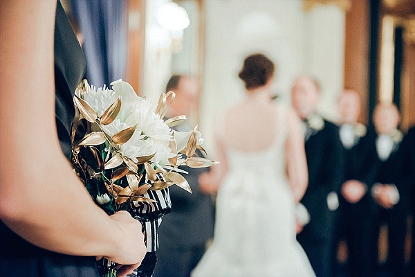13th Floor Belvedere Wedding || Luv Lens Photography || Charm City Wed || www.charmcitywed.com