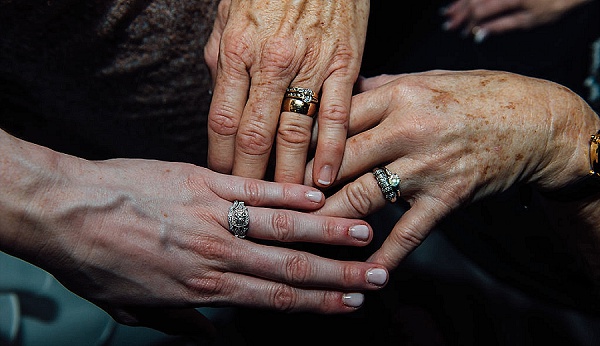 13th Floor Belvedere Wedding || Luv Lens Photography || Charm City Wed || www.charmcitywed.com