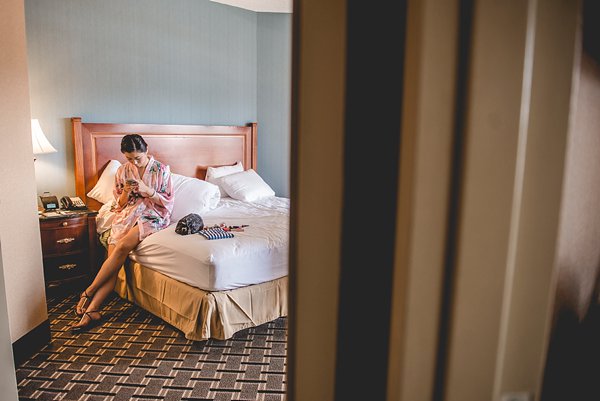 Baltimore wedding || Leah Rhianne Photography || Charm City Wed || www.charmcitywed.com Baltimore wedding || Leah Rhianne Photography || Charm City Wed || www.charmcitywed.com