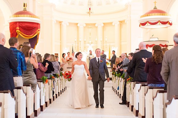 Baltimore Basilica Wedding || Laura's Focus Photography || Charm City Wed || www.charmcitywed.com