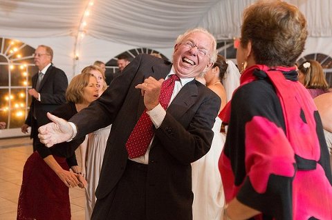 Celebrations at the Bay Wedding || Laura's Focus Photography || Charm City Wed || www.charmcitywed.com