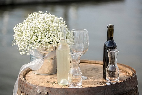 Baltimore Museum of Industry Wedding || Leah Rhianne Photography || Charm City Wed || www.charmcitywed.com