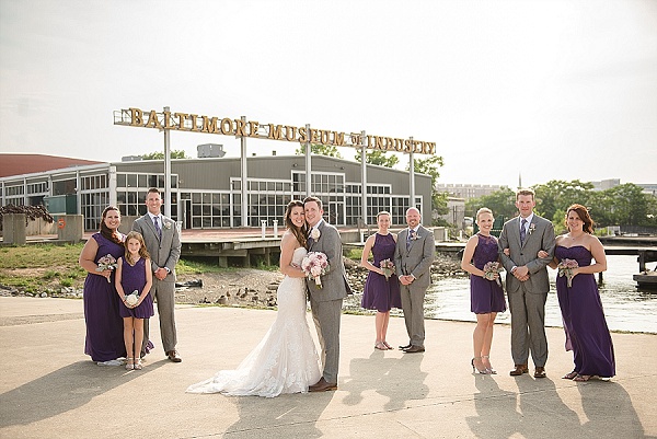 Baltimore Museum of Industry Wedding || Leah Rhianne Photography || Charm City Wed || www.charmcitywed.com