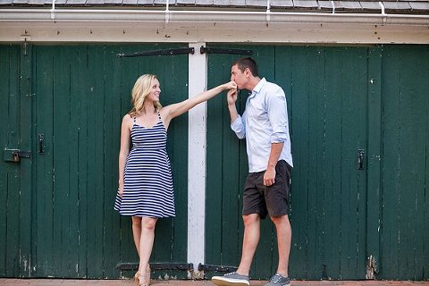 Delaware Engagement Photos || Tiffany Caldwell Photography || Charm City Wed || www.charmcitywed.com