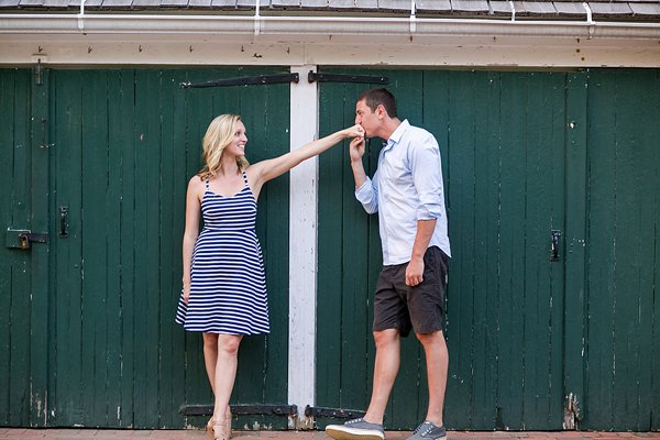 Delaware Engagement Photos || Tiffany Caldwell Photography || Charm City Wed || www.charmcitywed.com