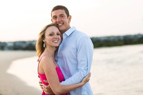 Beachside Engagement Photos || Tiffany Caldwell Photography || Charm City Wed || www.charmcitywed.com