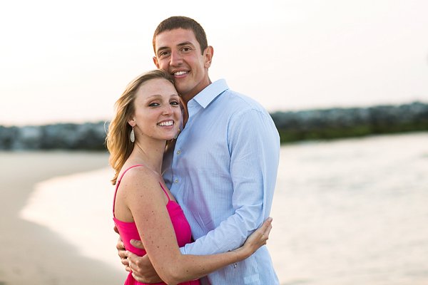 Beachside Engagement Photos || Tiffany Caldwell Photography || Charm City Wed || www.charmcitywed.com