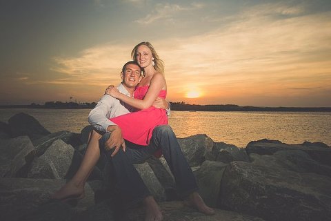 Beachside Engagement Photos || Tiffany Caldwell Photography || Charm City Wed || www.charmcitywed.com
