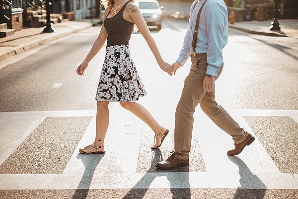 Engagement Session in Ellicott City || L.A Birdie Photography || Charm City Wed || www.charmcitywed.com