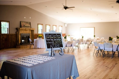 Harford Vineyard & Winery Wedding || Meghan Rose Photography || Charm City Wed || www.charmcitywed.com