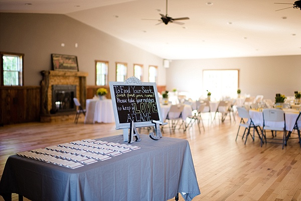 Harford Vineyard & Winery Wedding || Meghan Rose Photography || Charm City Wed || www.charmcitywed.com