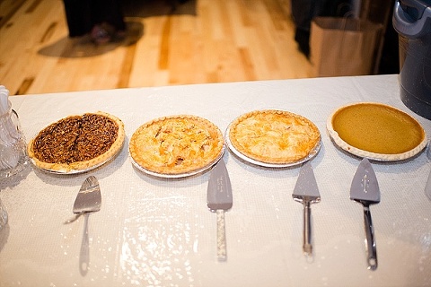 Harford Vineyard & Winery Wedding || Meghan Rose Photography || Charm City Wed || www.charmcitywed.com