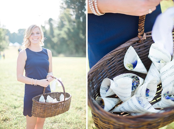 Backyard Wedding || Stacy Bauer Photography || Charm City Wed || www.charmcitywed.com
