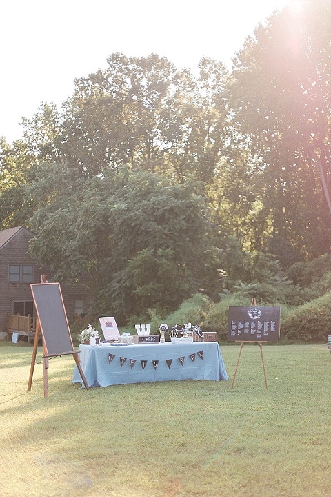 Private Residence Wedding || Stacy Bauer Photography || Charm City Wed || www.charmcitywed.com