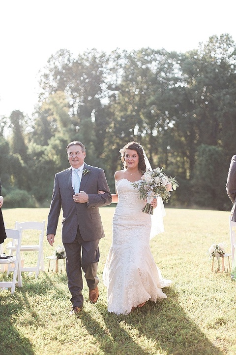 Private Residence Wedding || Stacy Bauer Photography || Charm City Wed || www.charmcitywed.com