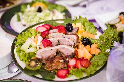 Turf Valley Wedding || Kathleen Hertel Photography || Charm City Wed || www.charmcitywed.com