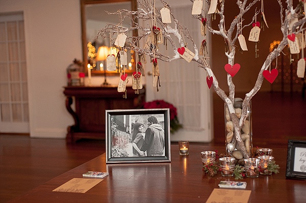 Antrim 1844 Holiday Wedding || Jennifer Smutek Photography || Charm City Wed || www.charmcitywed.com