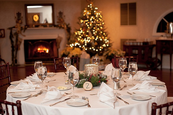 Antrim 1844 Holiday Wedding || Jennifer Smutek Photography || Charm City Wed || www.charmcitywed.com