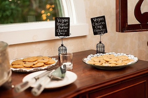 Antrim 1844 Holiday Wedding || Jennifer Smutek Photography || Charm City Wed || www.charmcitywed.com