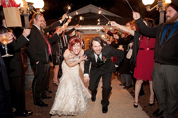 Antrim 1844 Holiday Wedding || Jennifer Smutek Photography || Charm City Wed || www.charmcitywed.com