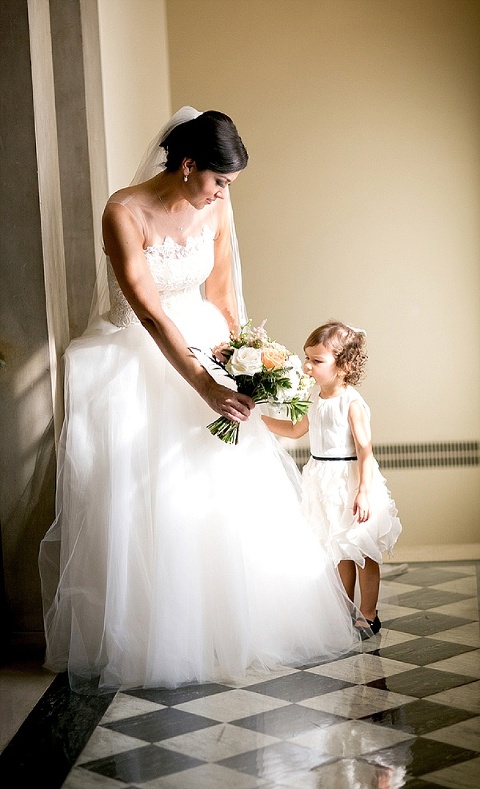 Baltimore Country Club Wedding || Artful Weddings Photography || Charm City Wed || www.charmcitywed.com