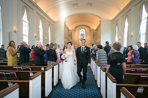 Baltimore Country Club Wedding || Artful Weddings Photography || Charm City Wed || www.charmcitywed.com