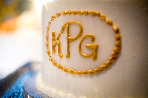 Baltimore Country Club Wedding || Artful Weddings Photography || Charm City Wed || www.charmcitywed.com