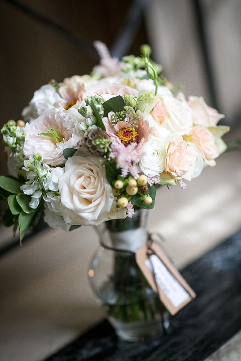 Baltimore Country Club Wedding || Artful Weddings Photography || Charm City Wed || www.charmcitywed.com