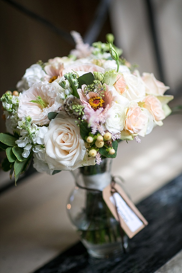 Baltimore Country Club Wedding || Artful Weddings Photography || Charm City Wed || www.charmcitywed.com