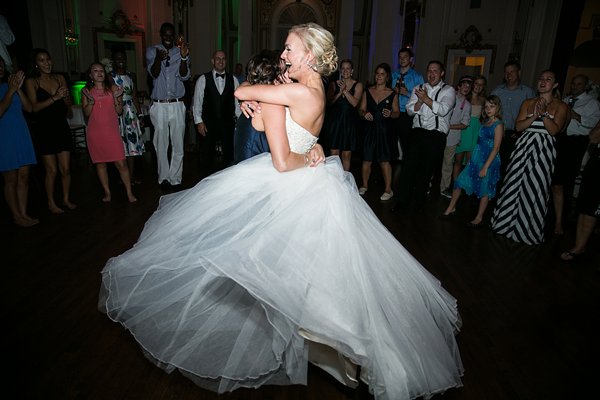 Belvedere and Co Events Wedding || Living Radiant Photography || Charm City Wed || www.charmcitywed.com