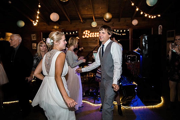 Camp Puh'tok Wedding || Matoli Keely Photography || Charm City Wed || www.charmcitywed.com Camp Puh'tok Wedding || Matoli Keely Photography || Charm City Wed || www.charmcitywed.com