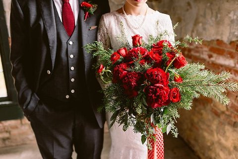 Maryland Christmas Wedding Styled Shoot || Bekah Kay Creative || Charm City Wed || www.charmcitywed.com