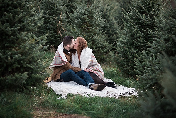 Gaver Tree Farm Engagement Session || Shannon Bishop Photography || Charm City Wed || www.charmcitywed.com