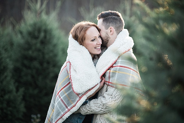 Gaver Tree Farm Engagement Session || Shannon Bishop Photography || Charm City Wed || www.charmcitywed.com