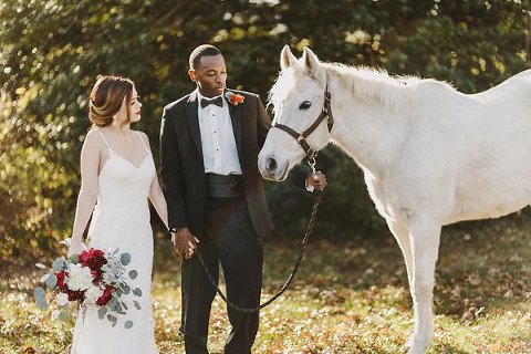 Maryland Christmas Wedding Styled Shoot || Kate Ann Photography || Pop the Cork Designs || Charm City Wed || www.charmcitywed.com