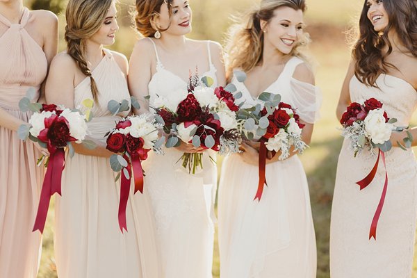 Maryland Christmas Wedding Styled Shoot || Kate Ann Photography || Pop the Cork Designs || Charm City Wed || www.charmcitywed.com