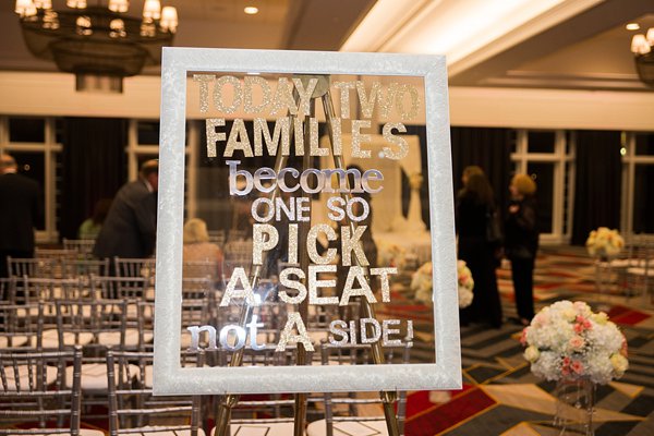 Maryland New Years Eve Wedding at the College Park Marriott || Brooke Tyson Photography || Charm City Wed || www.charmcitywed.com