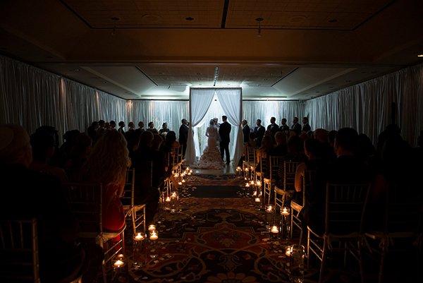NYE Wedding at the Admiral Fell Inn || Kathleen Hertel Photography || Charm City Wed || www.charmcitywed.com