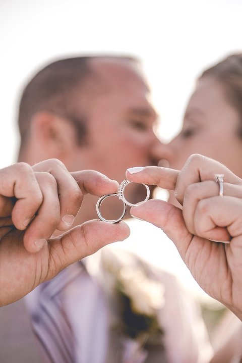 Ocean Pines Yacht Club wedding photos || Leah Rhianne Photography || Charm City Wed || www.charmcitywed.com