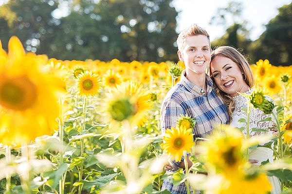Sunflower Engagement Session || Photography by Brea || Charm City Wed || www.charmcitywed.com