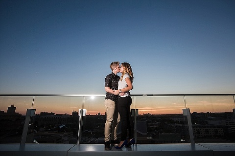 Sunflower Engagement Session || Photography by Brea || Charm City Wed || www.charmcitywed.com