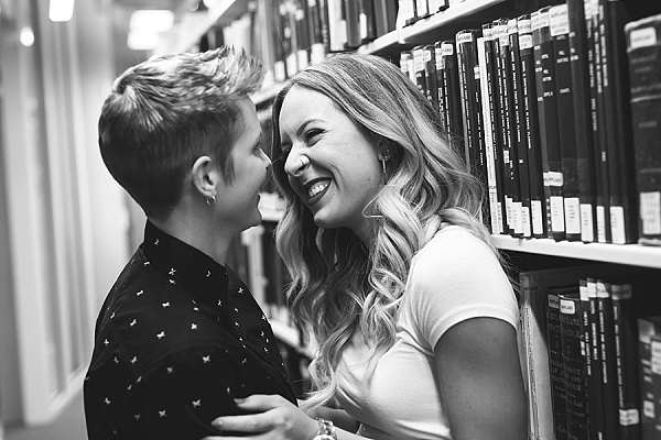 Sunflower Engagement Session || Photography by Brea || Charm City Wed || www.charmcitywed.com