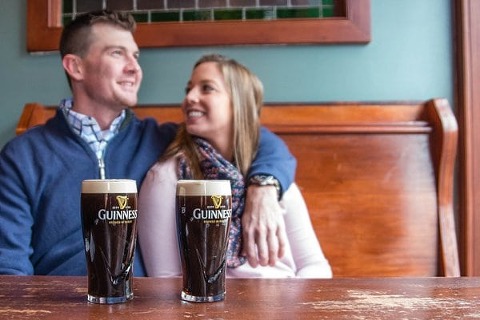 Snowy Annapolis Engagement Session || Photos from the Harty || Charm City Wed || www.charmcitywed.com